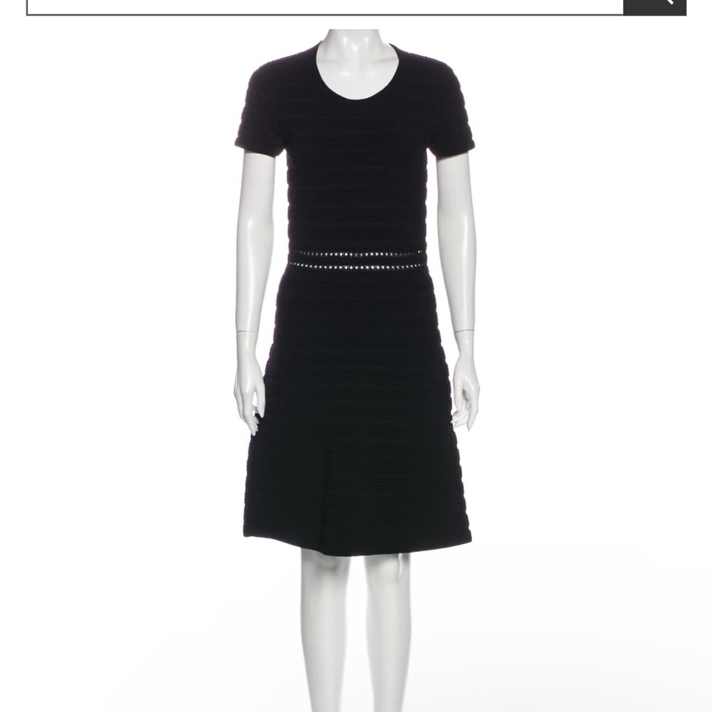 EUC MICHAEL Michael Kors Navy Ribbed Scoop Neck Dress with Short Sleeves sz S